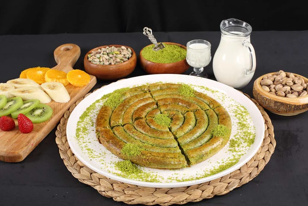 Fıstık Ezmeli Burma Katmer (3-4 Kişilik)