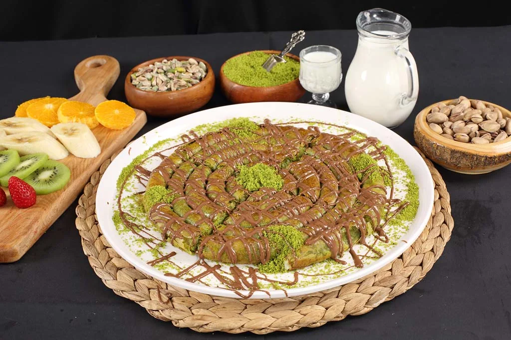 Burma Katmer Çikolatalı Kaymaklı (3-4 Kişilik)